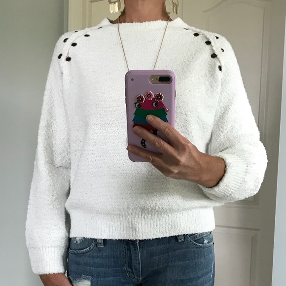 ❤️1 SMALL❤️Super Soft Detailed White Sweater - Picture 2 of 6